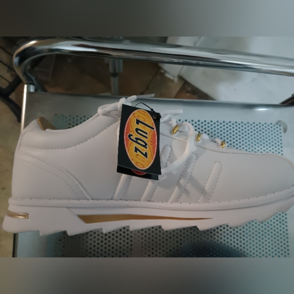 Lugz size 11 white and gold shoes